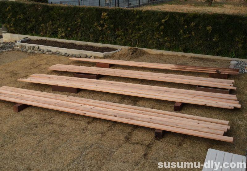 ウッドフェンス 木塀 ３ 素人レベルでも完成できた 独立基礎に支柱を立てて横板を組み立てる すすむｄｉｙ Susumu Diy